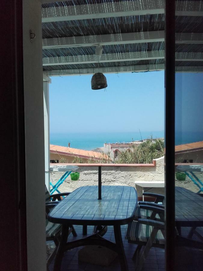 Le Terrazze Sul Mare Villa Cava dʼAliga Exterior foto